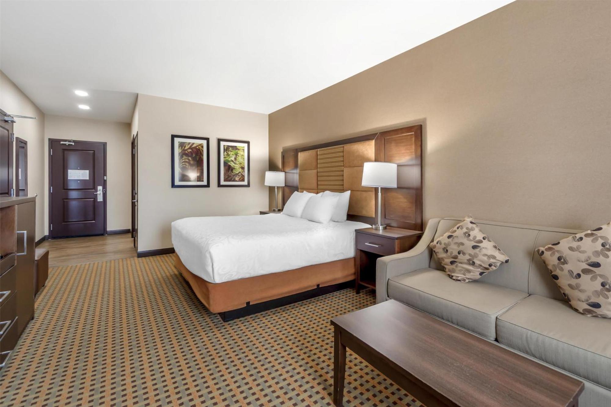 Best Western Plus Hinton Inn & Suites Bagian luar foto