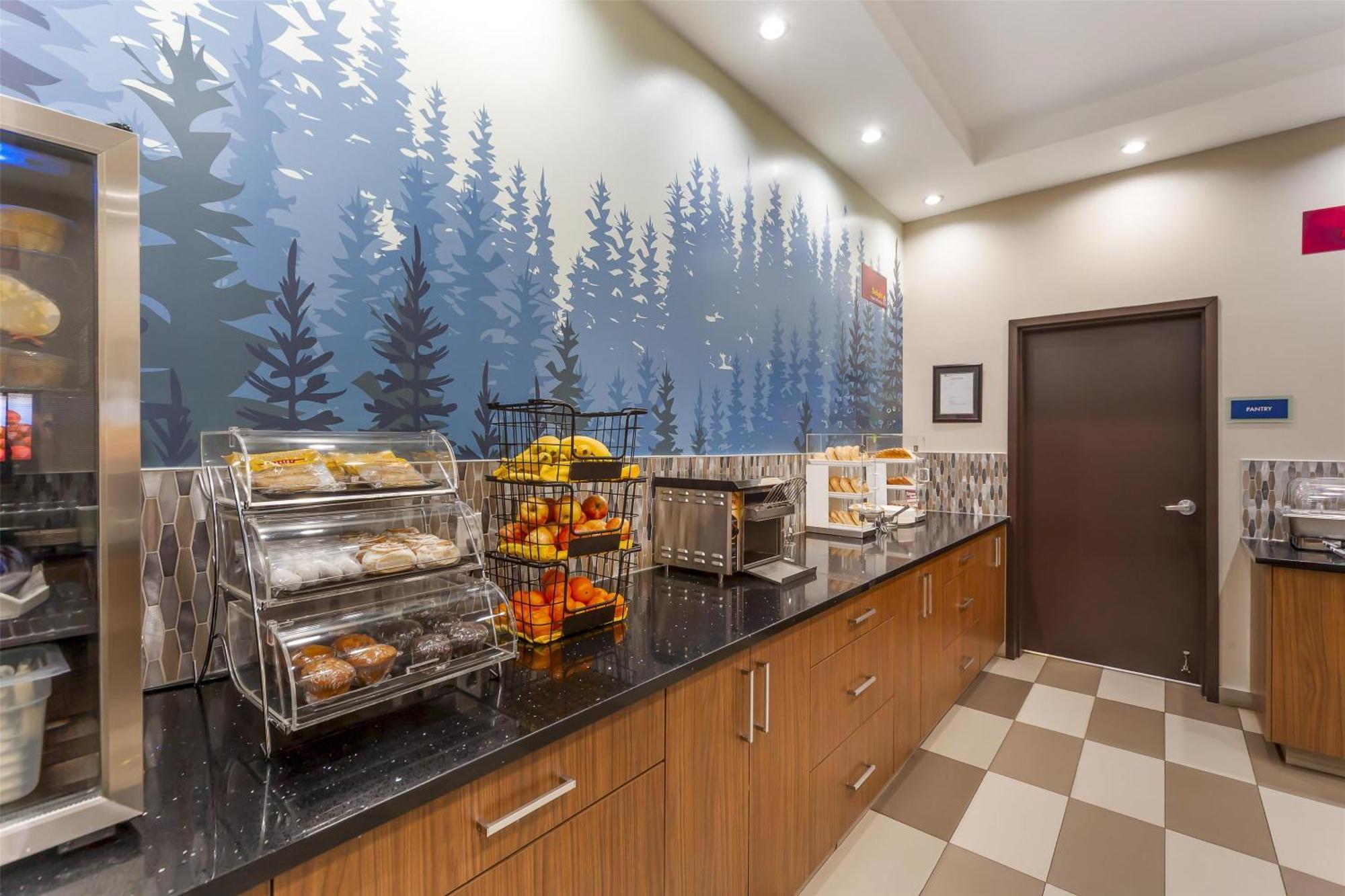 Best Western Plus Hinton Inn & Suites Bagian luar foto
