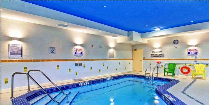 Best Western Plus Hinton Inn & Suites Bagian luar foto