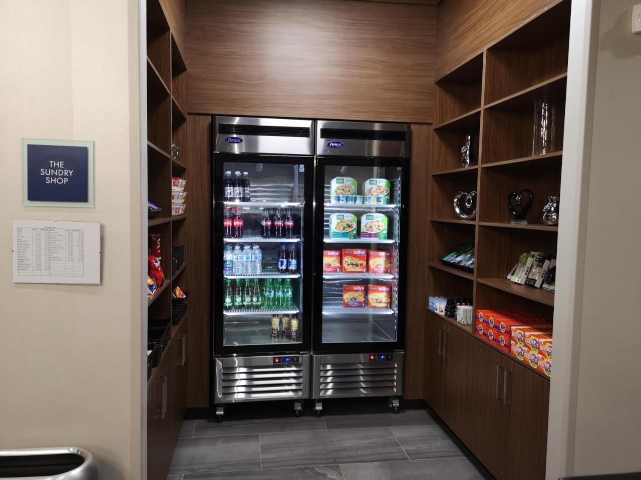 Best Western Plus Hinton Inn & Suites Bagian luar foto